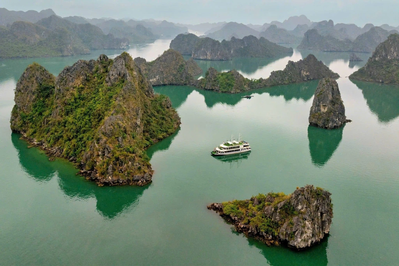 Halong Bay Experience
